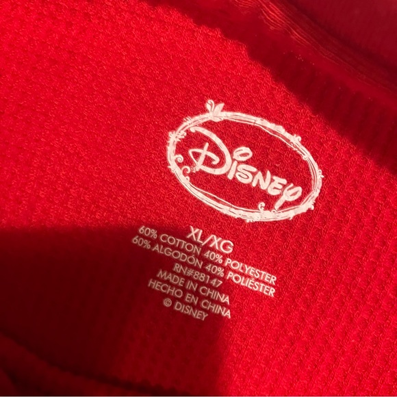 Disney • Top - Picture 6 of 13
